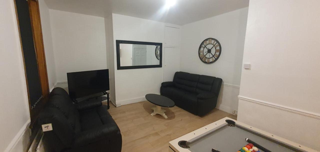 ניוקאסל Hustlers Inn Apartment מראה חיצוני תמונה